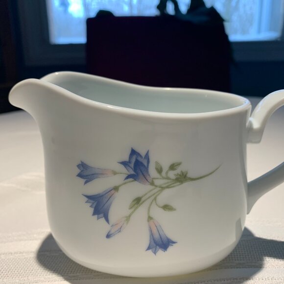 CorningWare Blue Dusk Bluebells - Picture 2 of 4